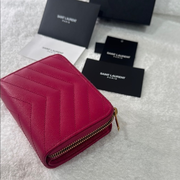 Yves Saint Laurent Pink Leather Wallet - Picture 3 of 7